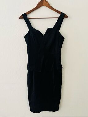 White House Black Market Black Sheath Dress | Notch Neck Peplum | Size 4 | NWT‎